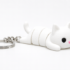 Forjolie 3D-printed white cat-shaped keychain