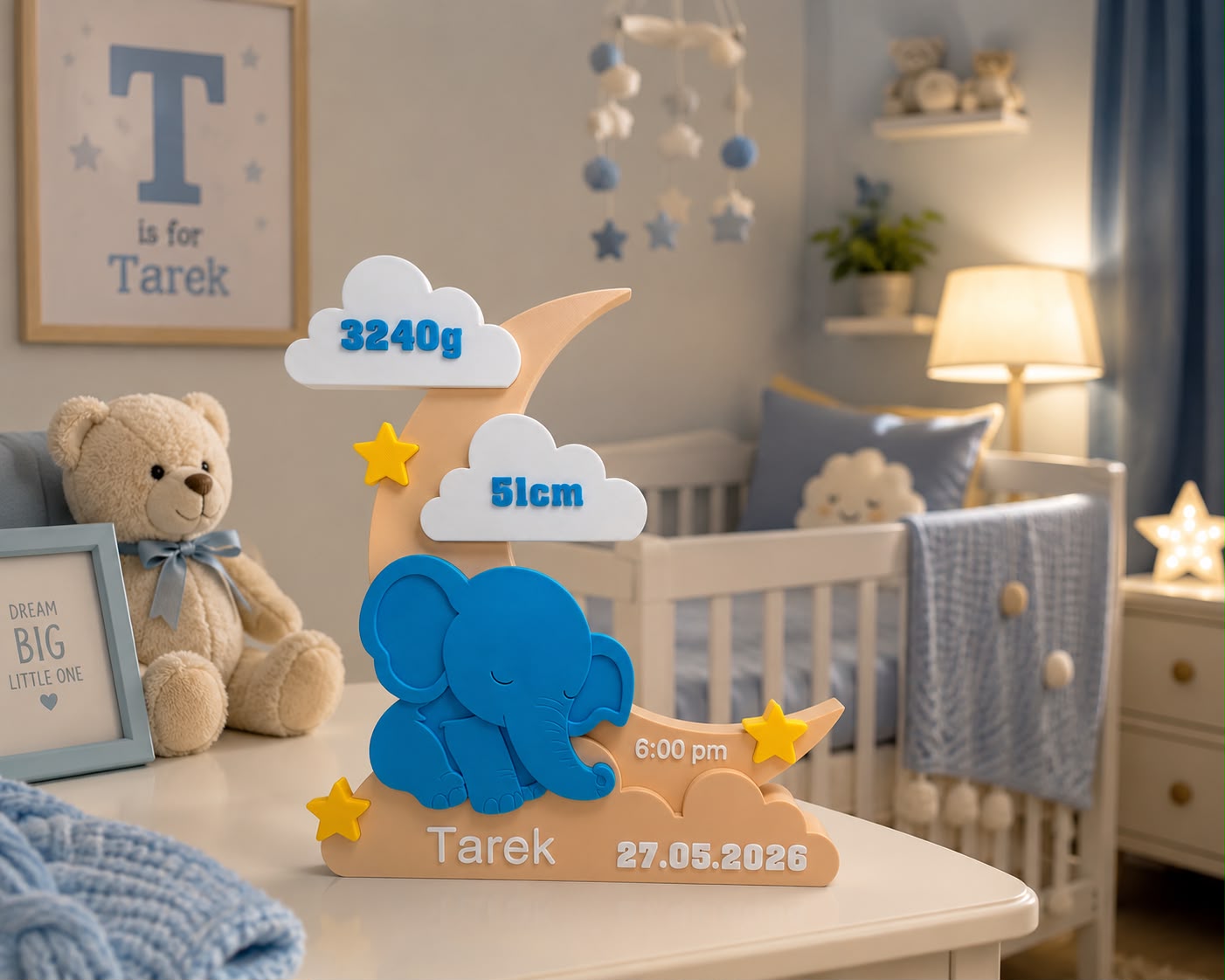 Personalized baby birth sign with elephant design, name "Tarek," and birth details: 3240g, 51cm, 6:00